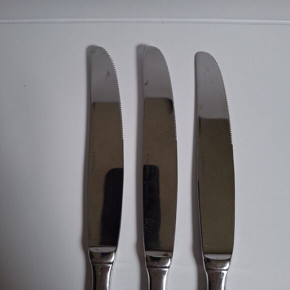 Oneida Mooncrest Set of 3 Dinner Knives Stainless Steel Flatware 9.5" - Picture 4 of 6